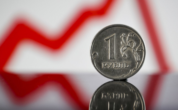 Эксперты рассказали об основном парадоксе обесценивания отечественной валюты