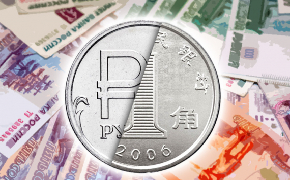 Правительство решило стабилизировать курс рубля с помощью юаней