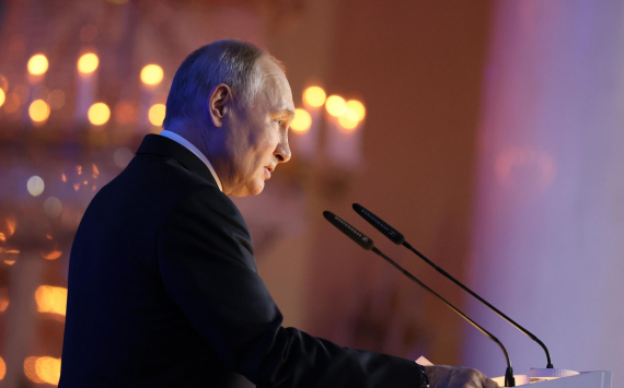 Владимир Путин и главы регионов поздравили граждан с Днем воссоединения