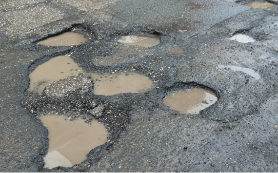 В РФ предлагают вдвое увеличить штрафы за плохое состояние дорог