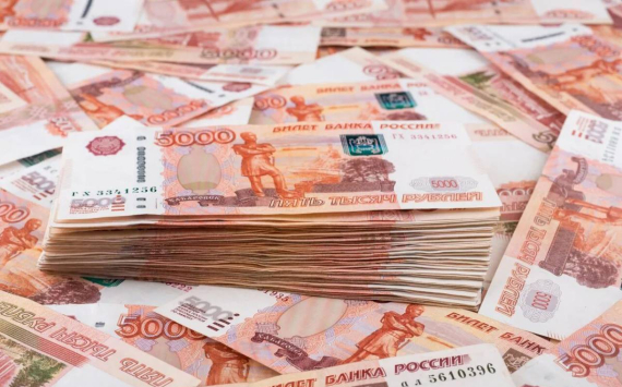 Жители России предпочитают наличные средства вложениям в банках