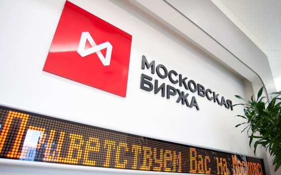 Экономист Садыгов рассказал о последствиях ограничений против Московской биржи