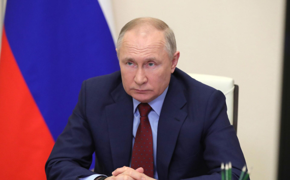 Президент России Владимир Путин подписал закон о социальных банковских вкладах и счетах