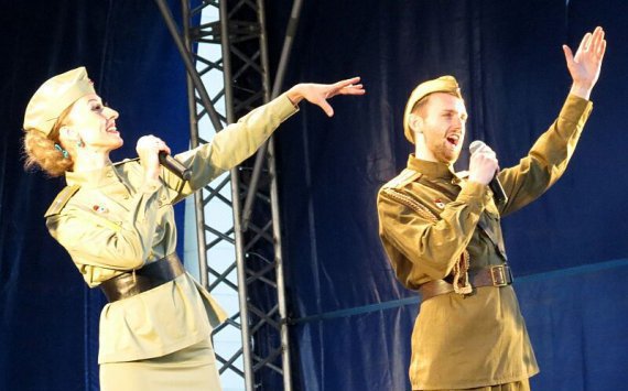 Зампред МОД Игорь Чистюхин принял участие в традиционном концерте ко Дню Победы в доме правительства