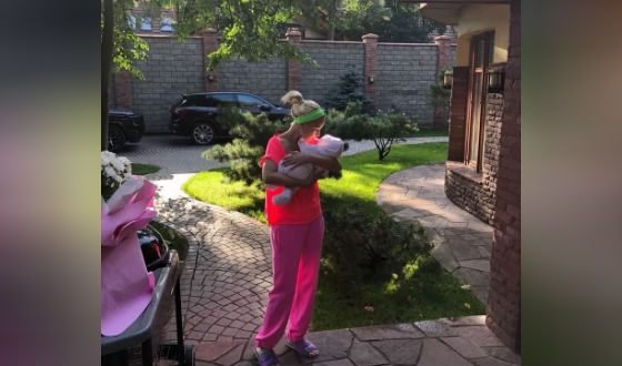 Новоиспечённая мать Кудрявцева, по мнению фанатов, не соблюдает народные приметы