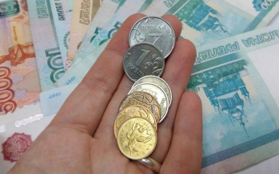 Работникам иркутских государственных и муниципальных учреждений повысят зарплату