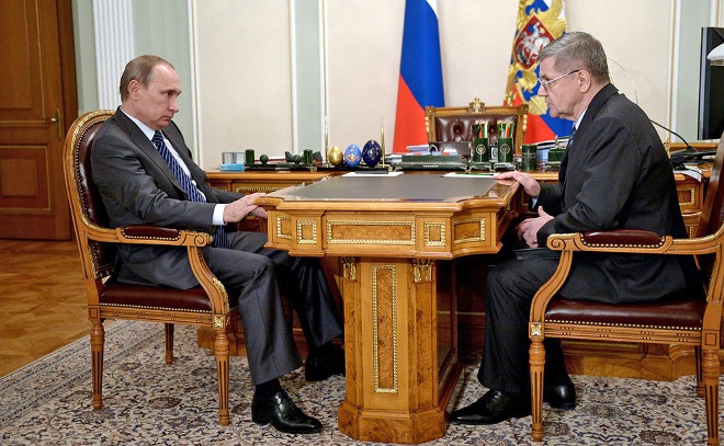 Владимир Путин и Юрий Чайка
