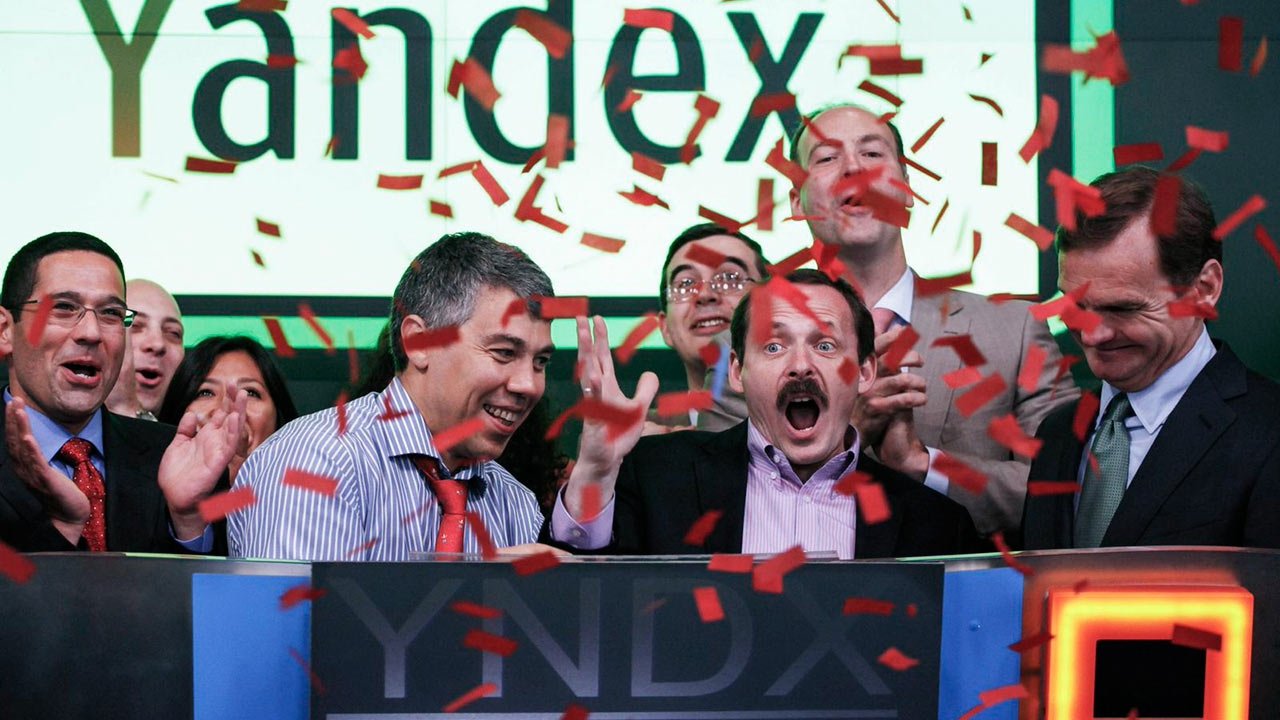 Яндекс празднует юбилей - 18!