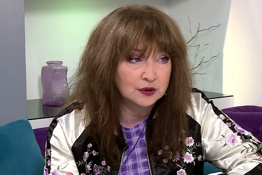 Катя Семенова певица